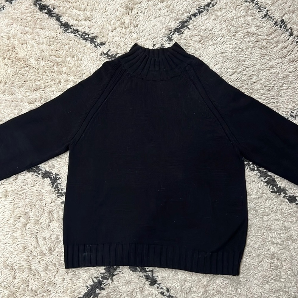 Black Gap sweater turtle neck XXL but fits like an XL